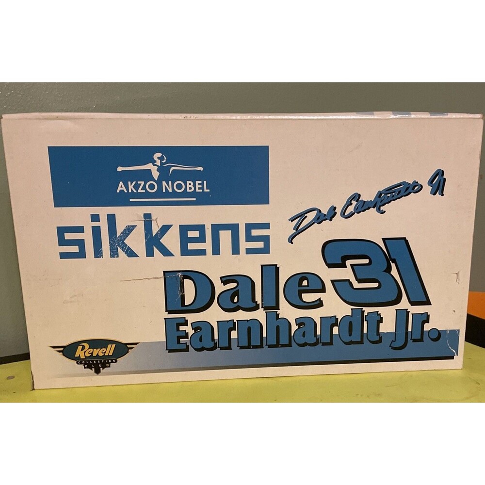 NASCAR Collectable, Revell Collection, 1:18 Scale, #31 Sikken, Dale Earnhardt Jr